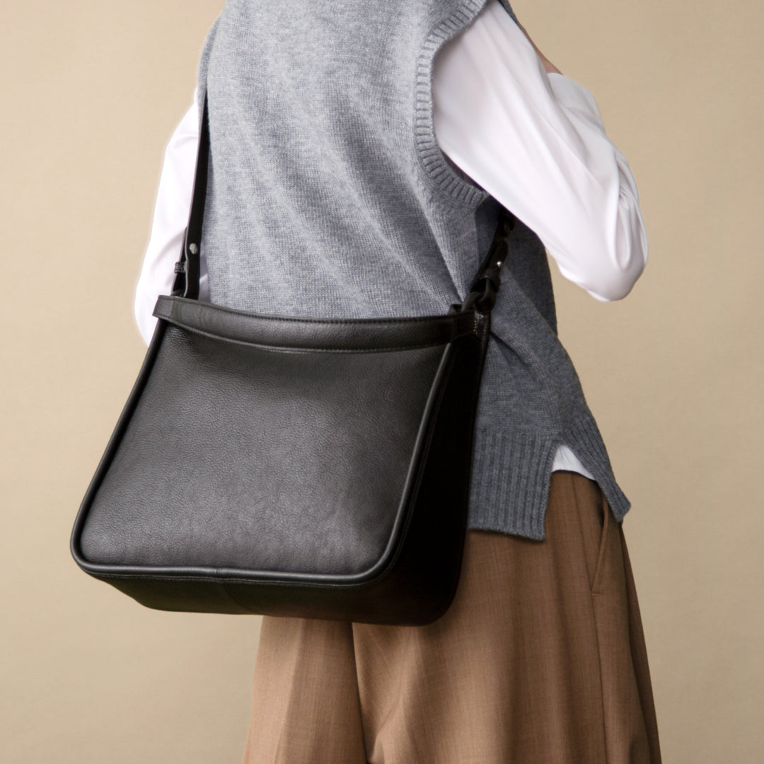 Big Milling Square Tote