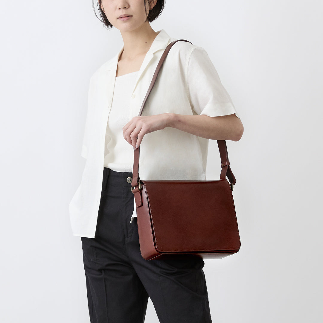 Antique B5 Shoulder