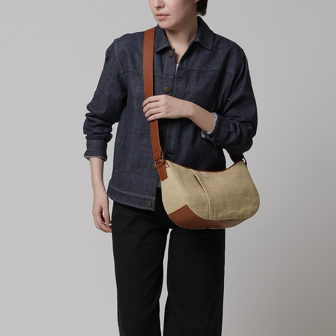 Washed Jute Moon Shoulder