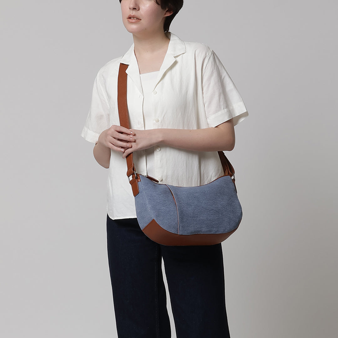 Washed Jute Moon Shoulder