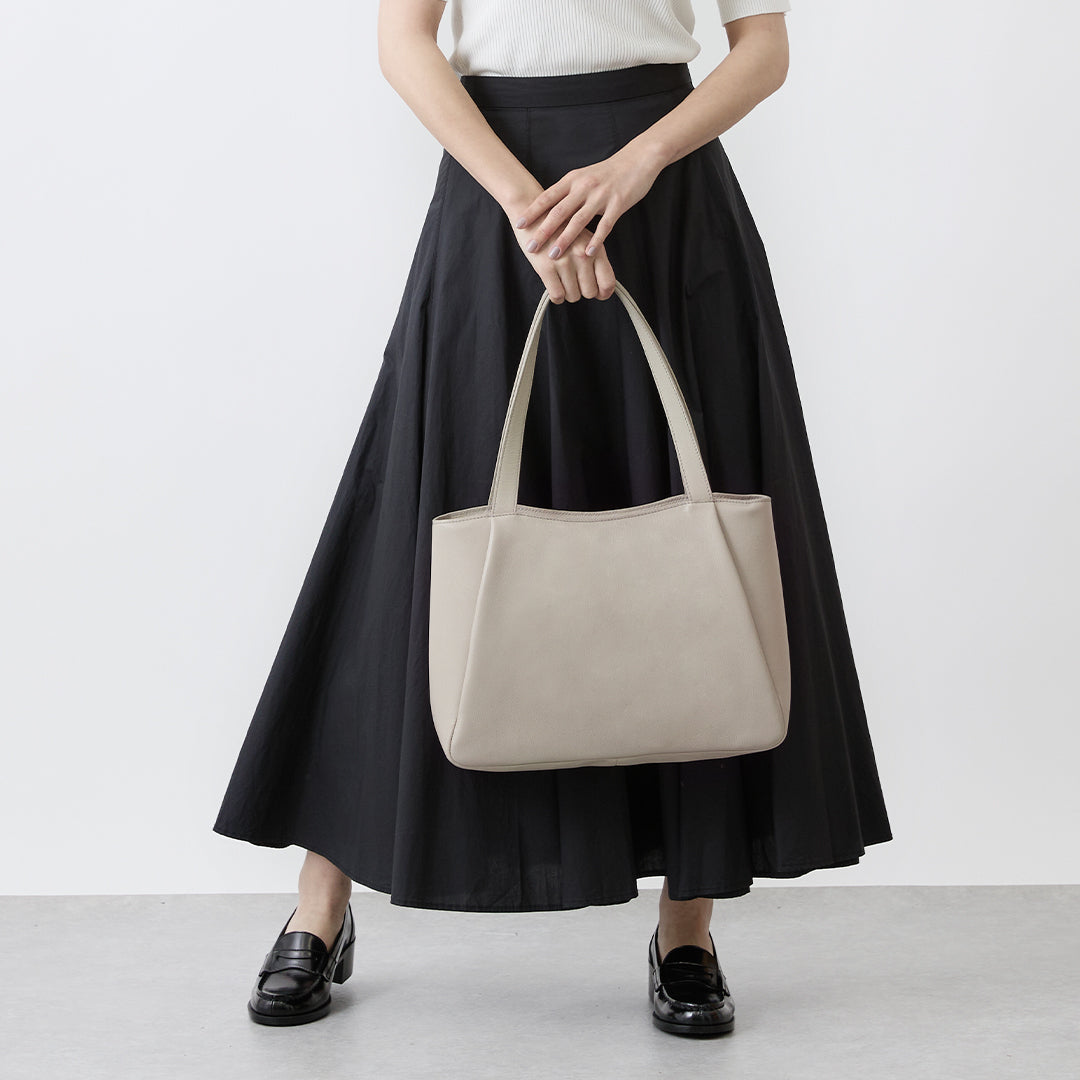K Angle Tote