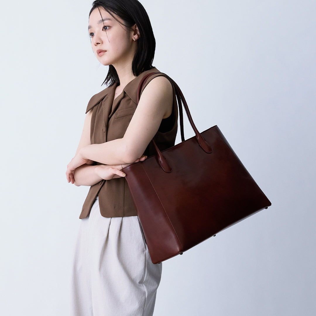 Antique Square Tote