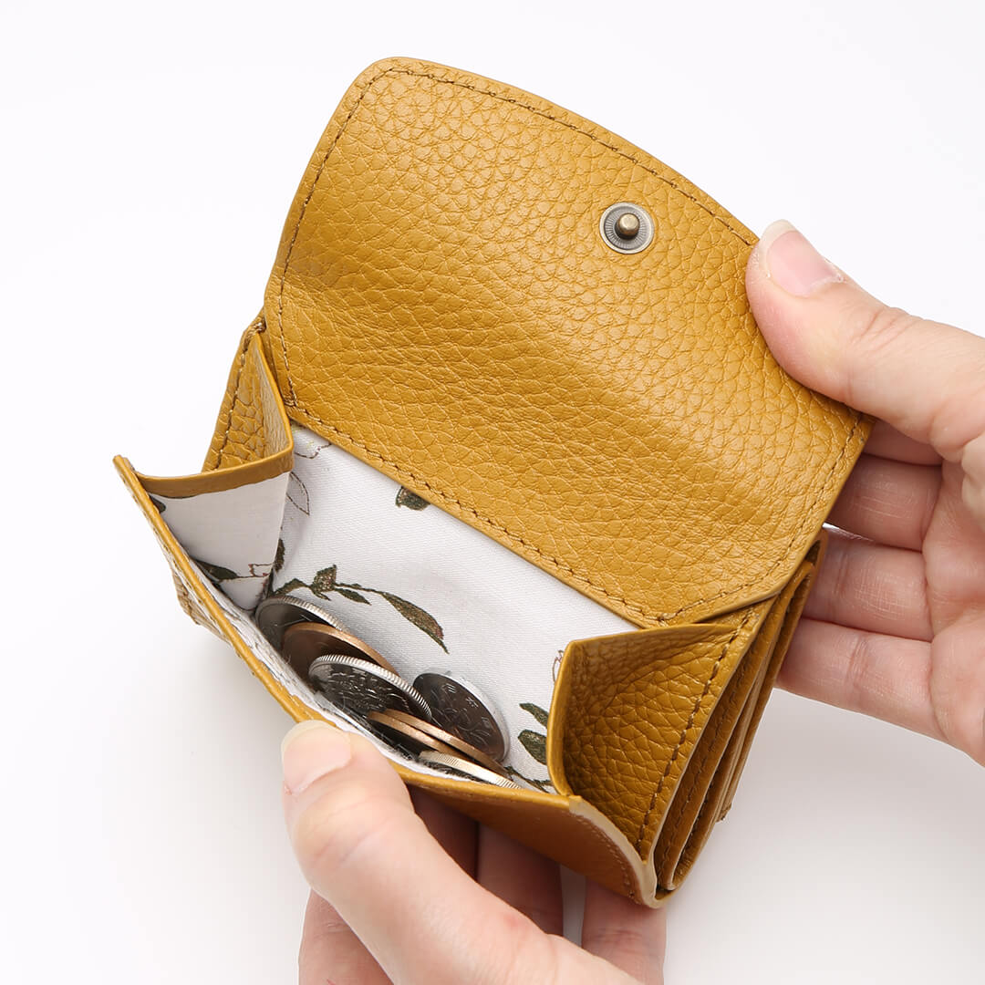 Hanabira Compact Wallet