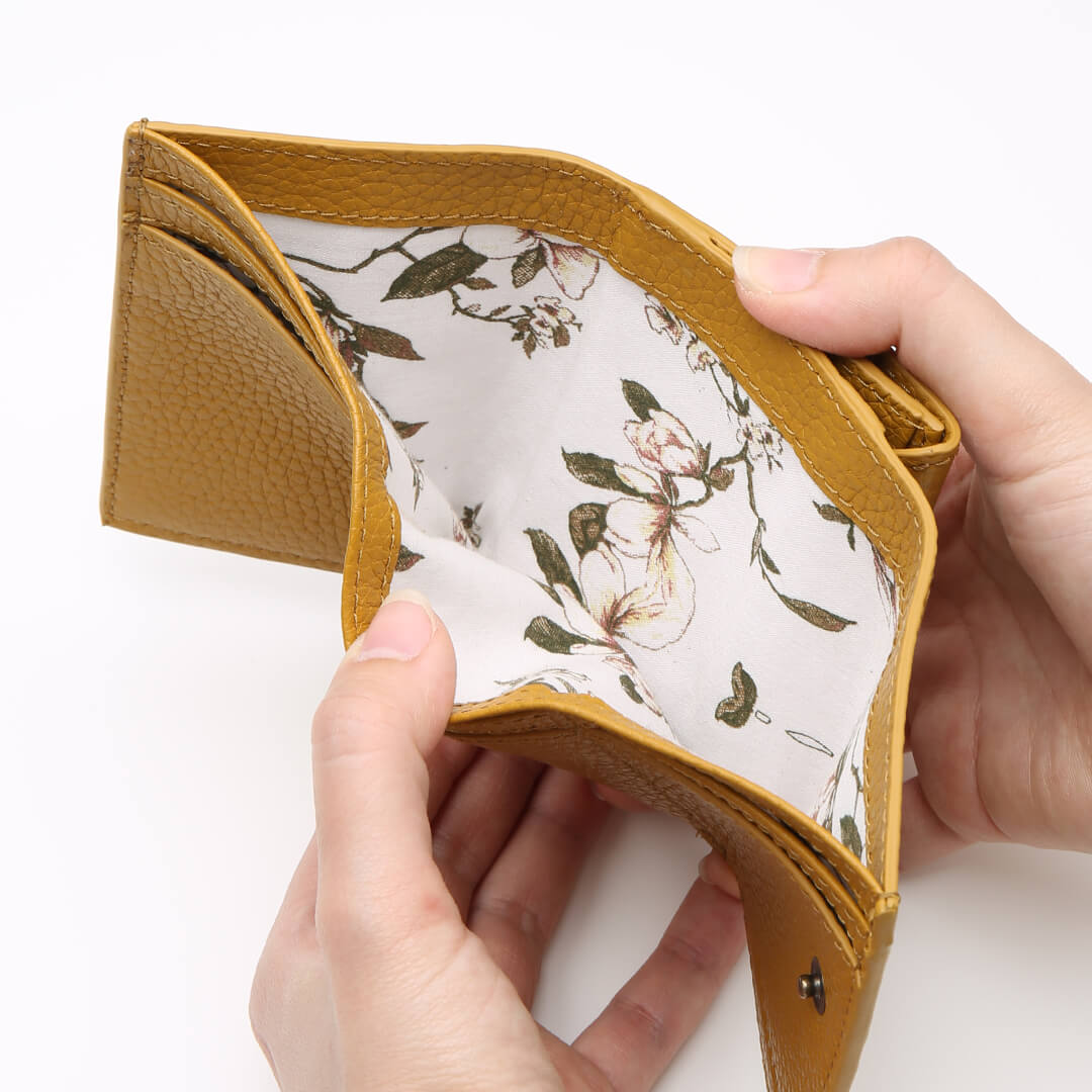 Hanabira Compact Wallet
