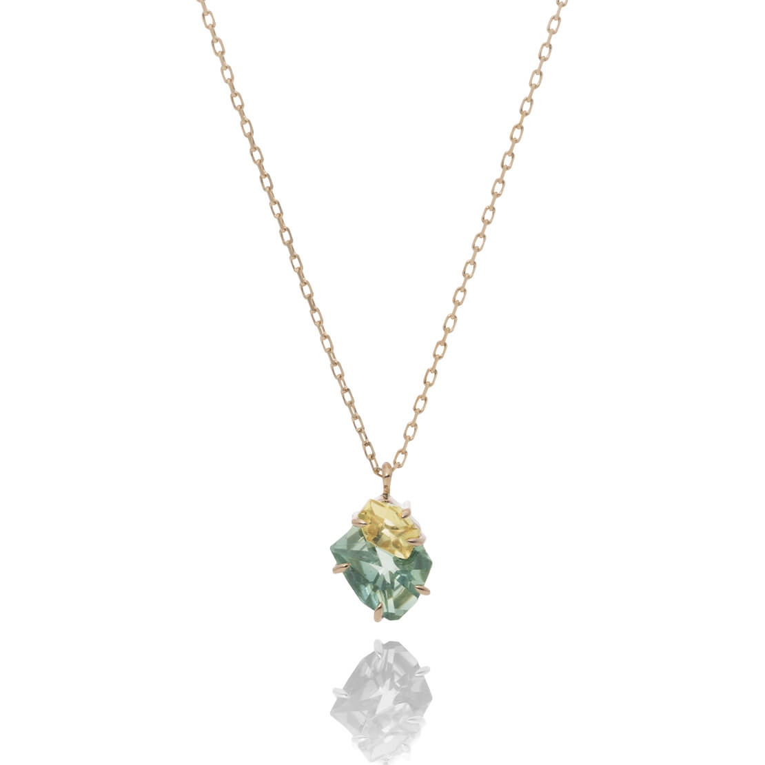 Naked Sapphire(Kasane) トップ