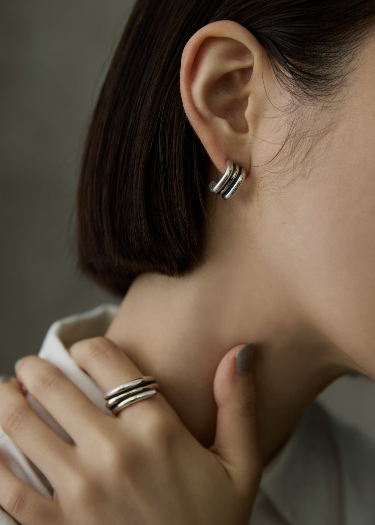 Ibushi Layered Line ピアス