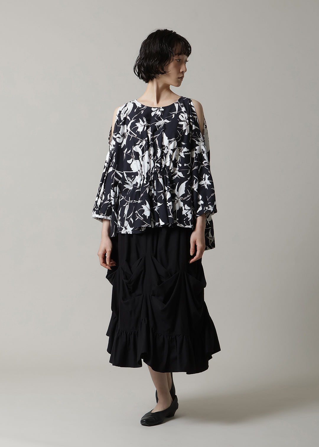 Yuragi Open Shoulder BL Print Khadi
