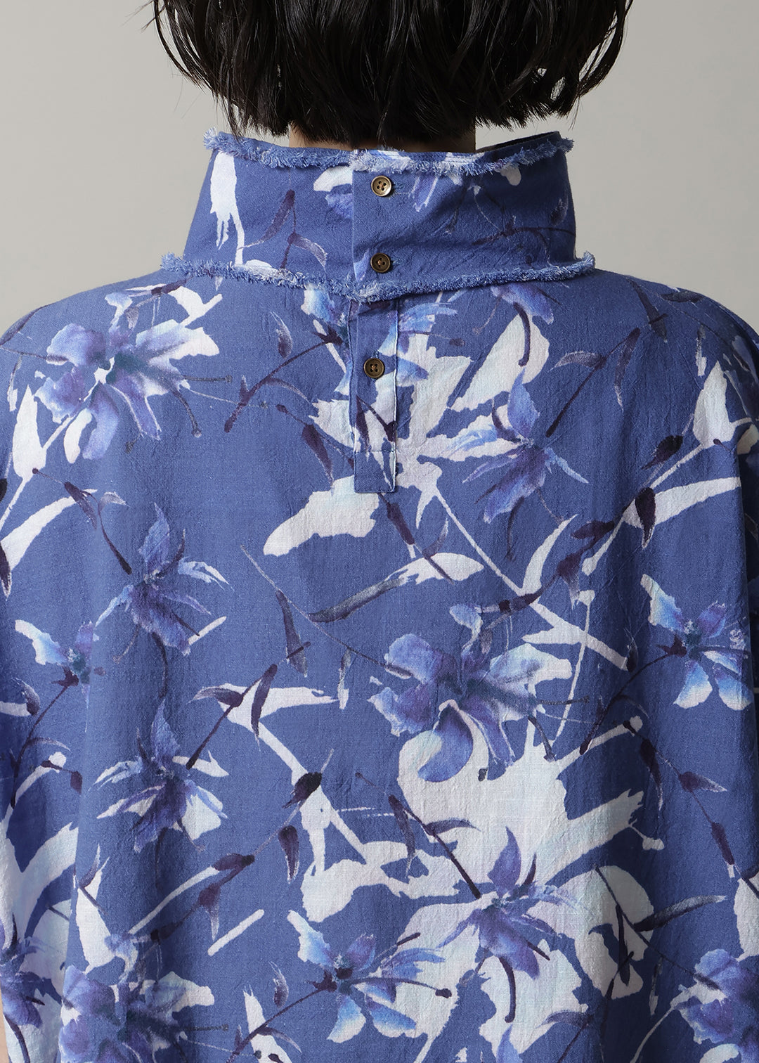 Yui High Neck Tops Printed Khadi