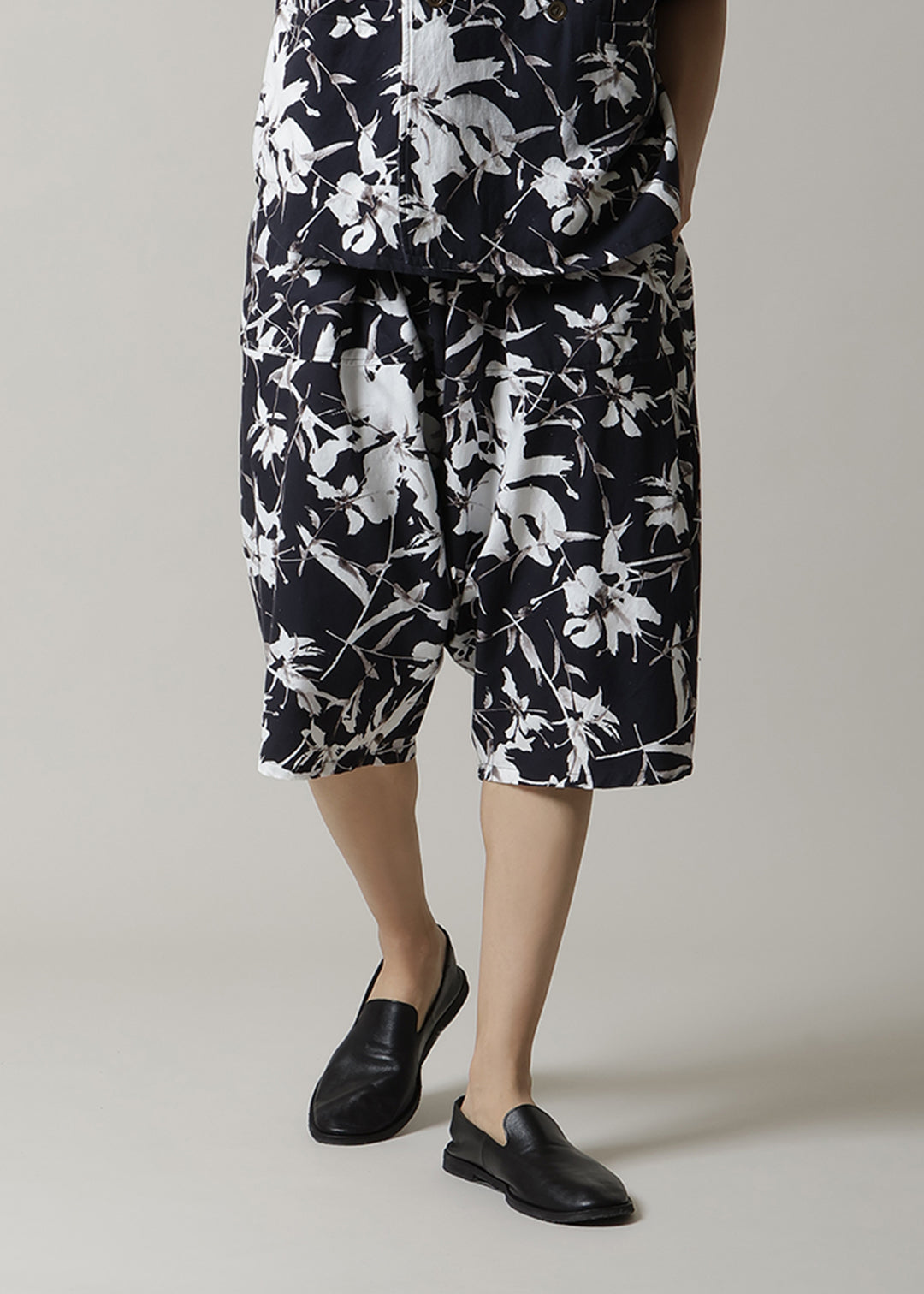 Yuragi Cropped Pants Printed Khadi
