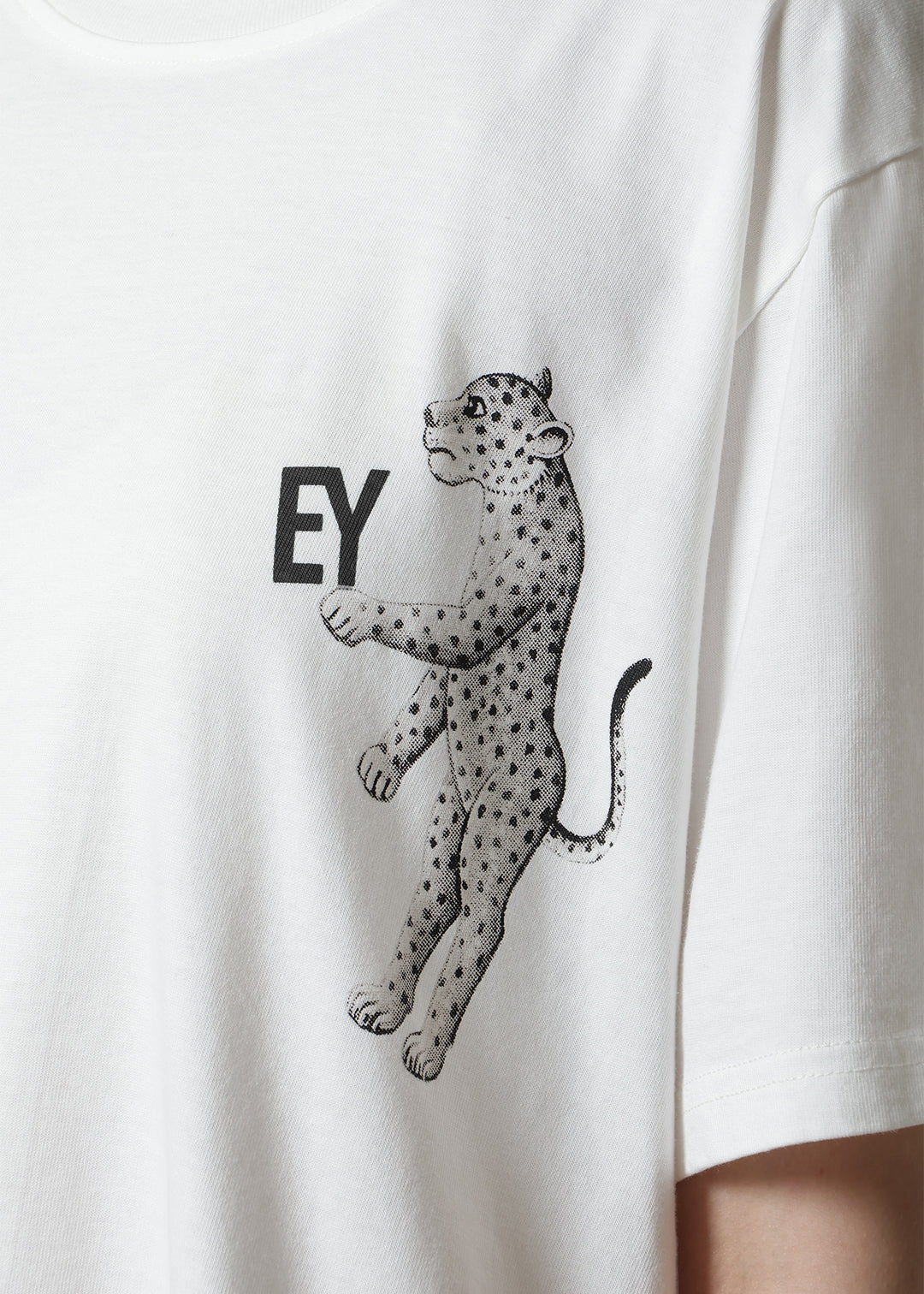 EY T-Shirt (wolf and tiger)