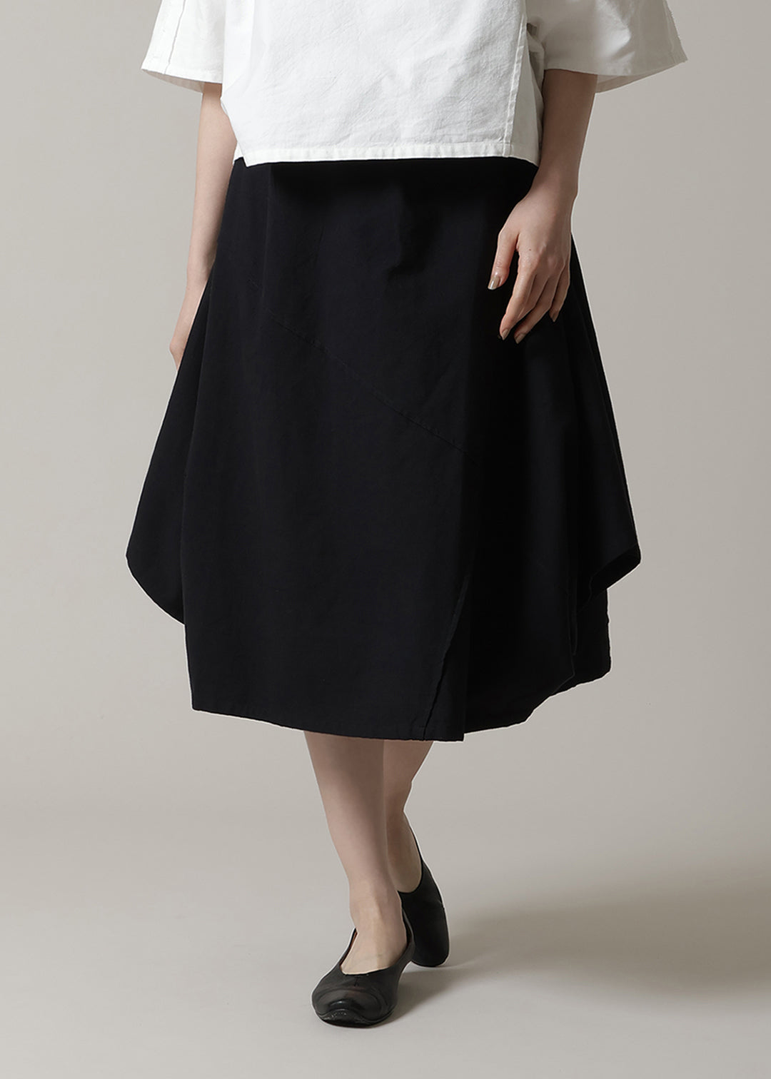 Sculpted Asymmetry SK 56dt Khadi