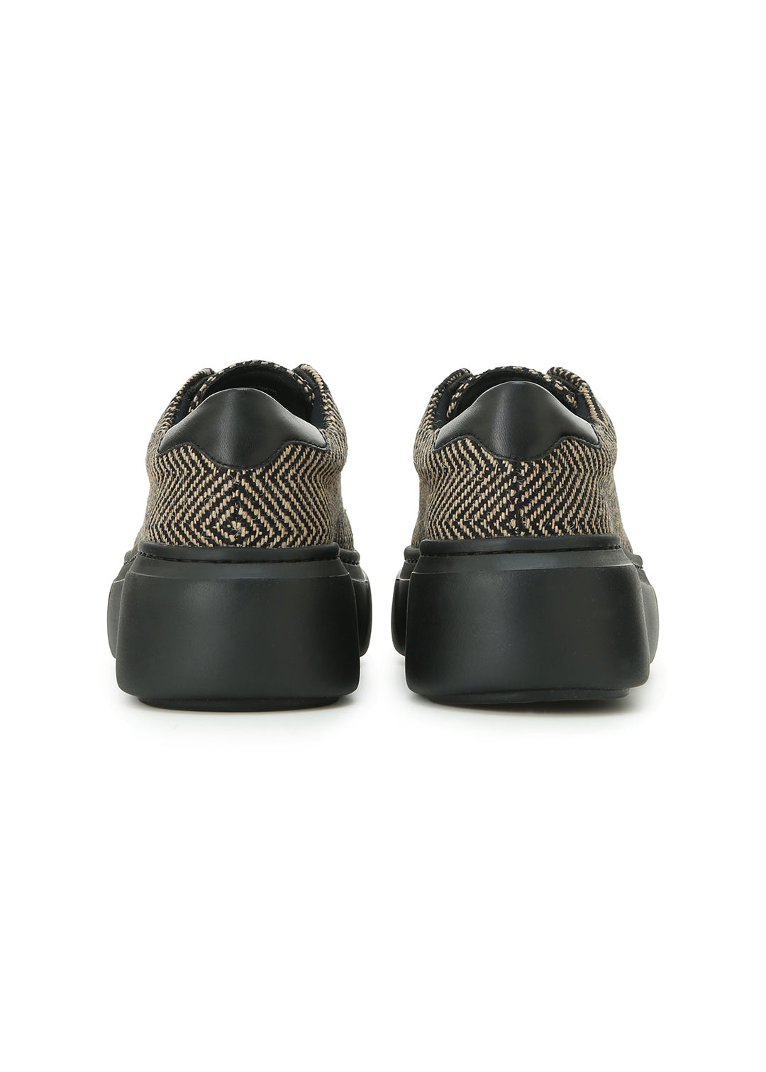 THE WALKER (JUTE) No.003 PLATFORM