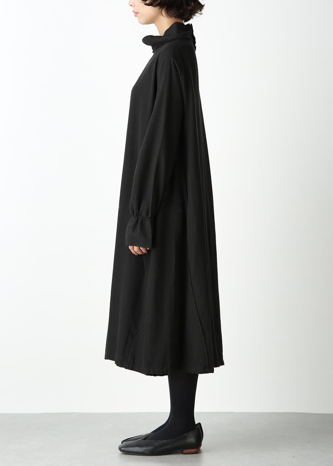 Matou Asymmetry OP 56dt twill Khadi