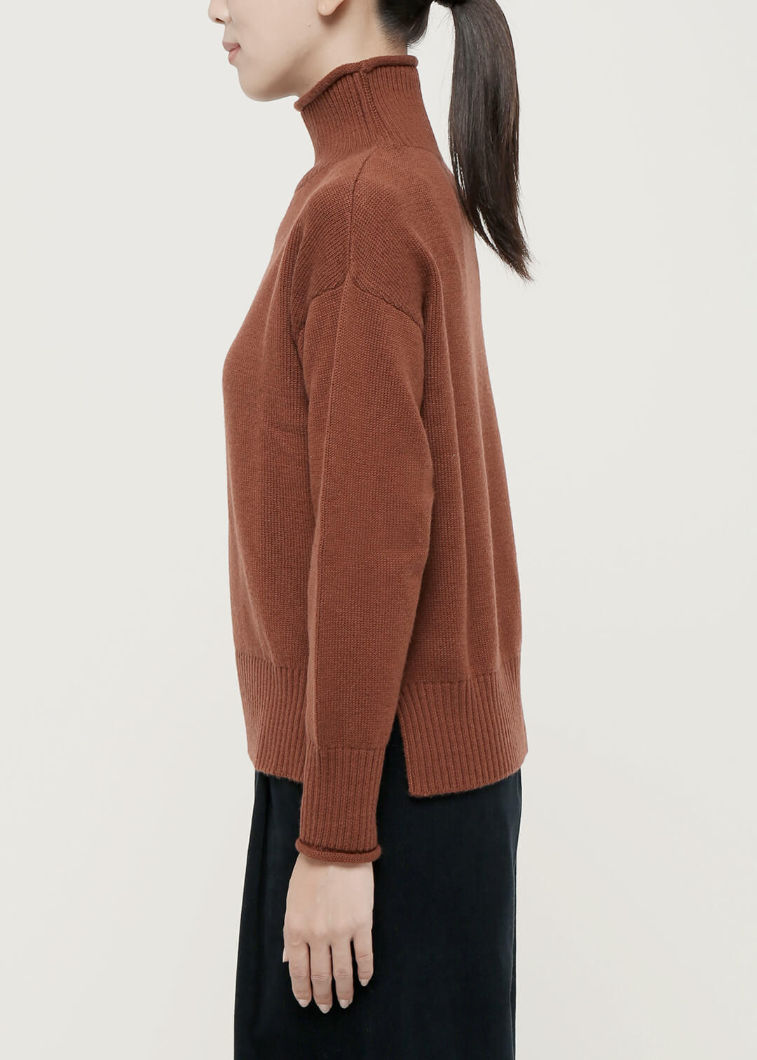 7gg Fine Wool Rolled Collar Sweater